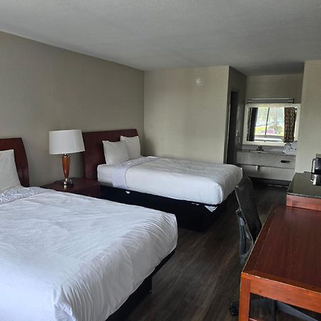 Days Inn By Wyndham Raleigh South Εξωτερικό φωτογραφία