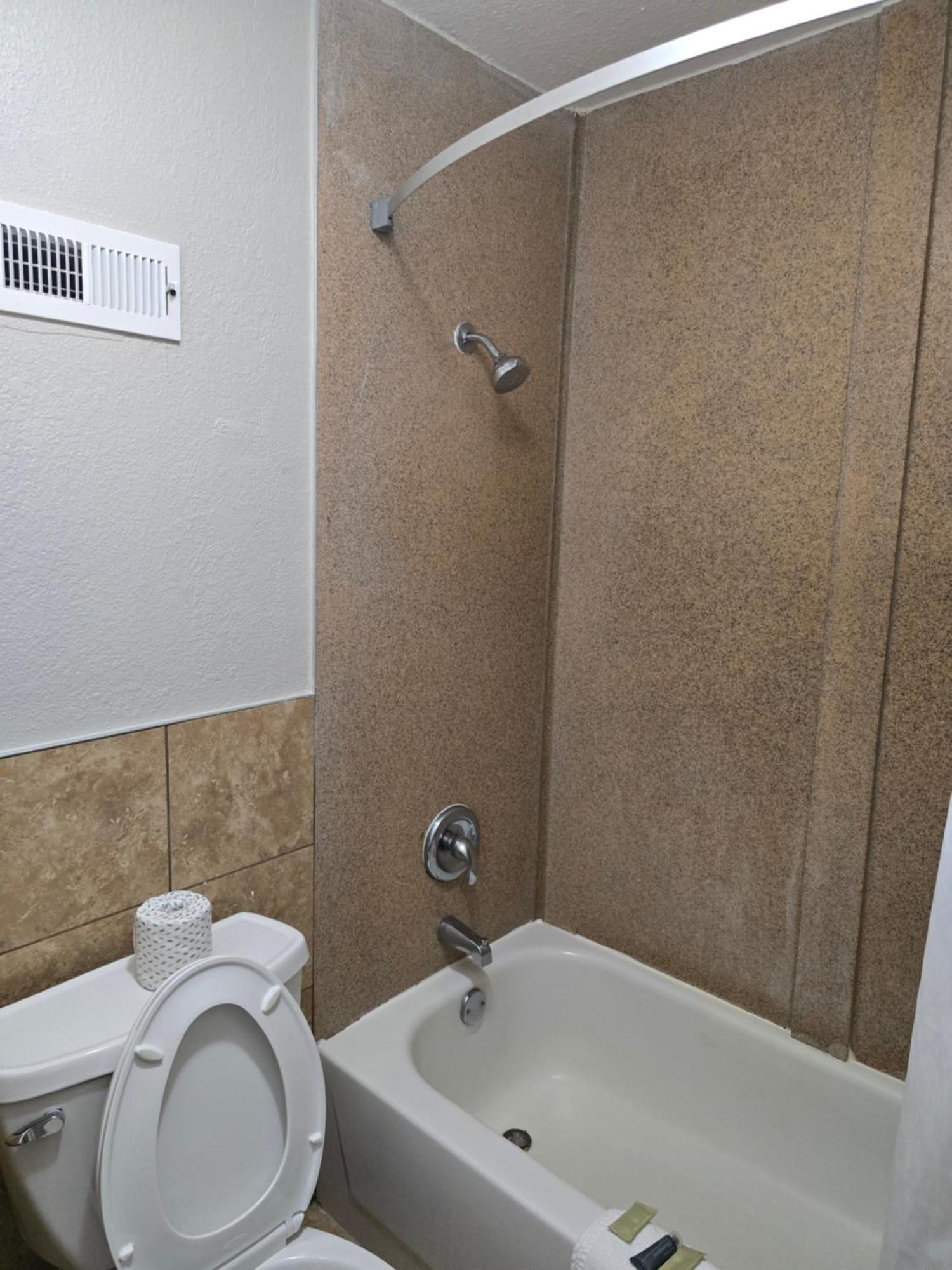 Days Inn By Wyndham Raleigh South Εξωτερικό φωτογραφία
